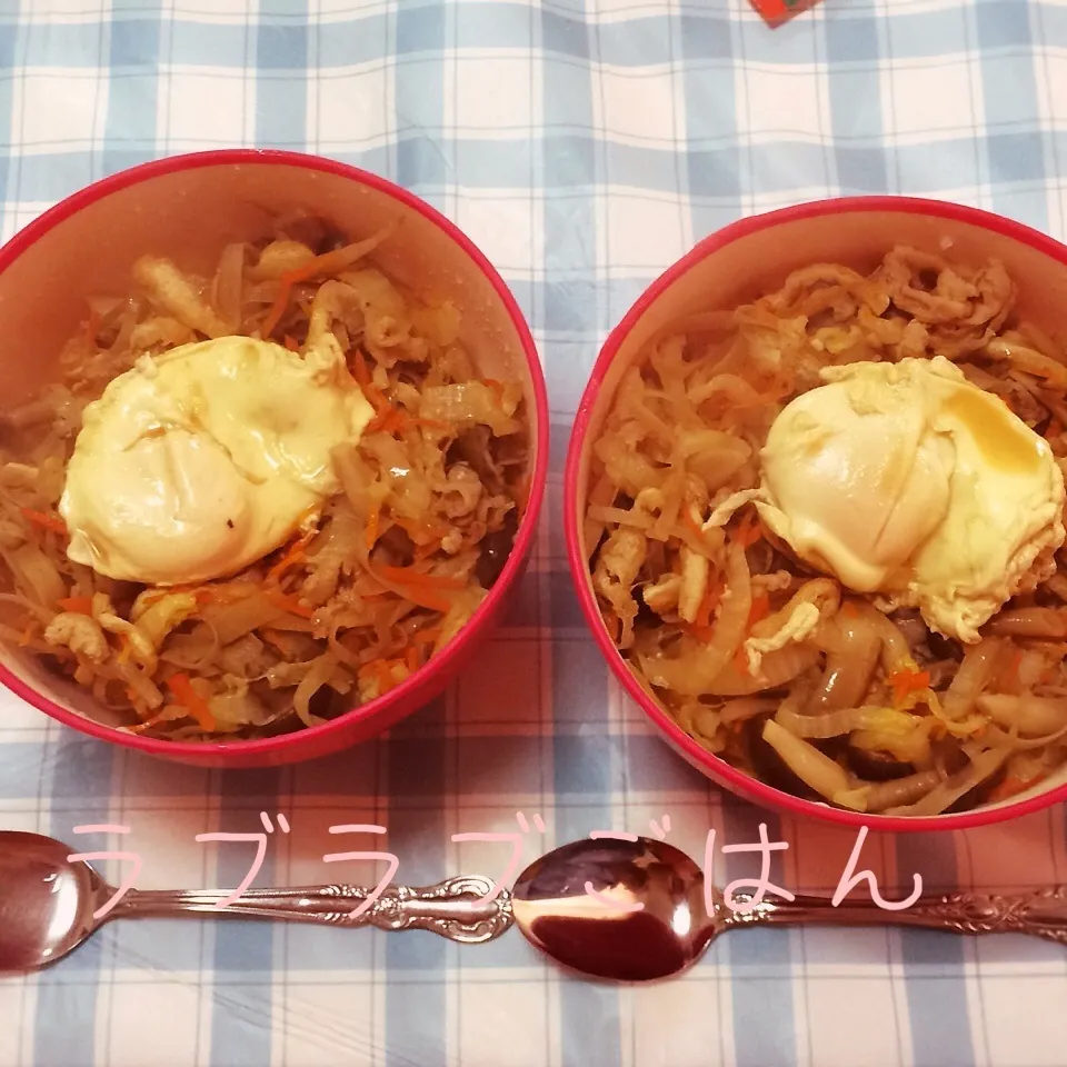 すき焼き丼(p萌q♡ω♡+*)・+|なっつんさん