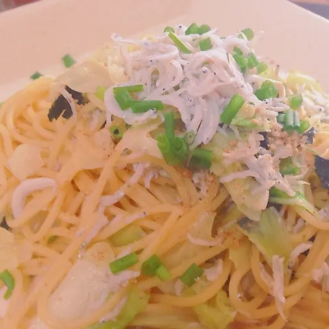 Snapdishの料理写真:キャベツとしらすのパスタ❤︎|はねさん