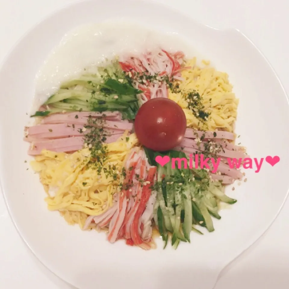 Snapdishの料理写真:♡冷やし中華はじめました〜♡とろろ入れてみた(*´艸｀*)|milky wayさん