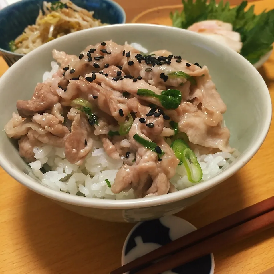 まねっこ♡焼肉屋さんのネギ塩豚丼|non0619さん