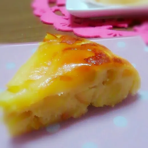 Snapdishの料理写真:マコさんの、炊飯器で簡単りんごケーキ|えっこさん