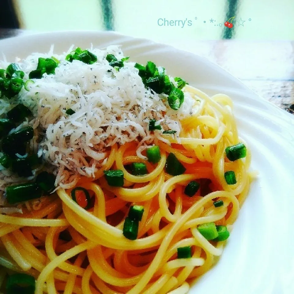 Snapdishの料理写真:和風しらすパスタ💕|Cherry'sさん