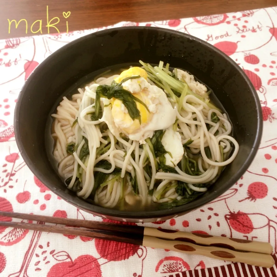 卵と水菜の煮込みそば|makiさん