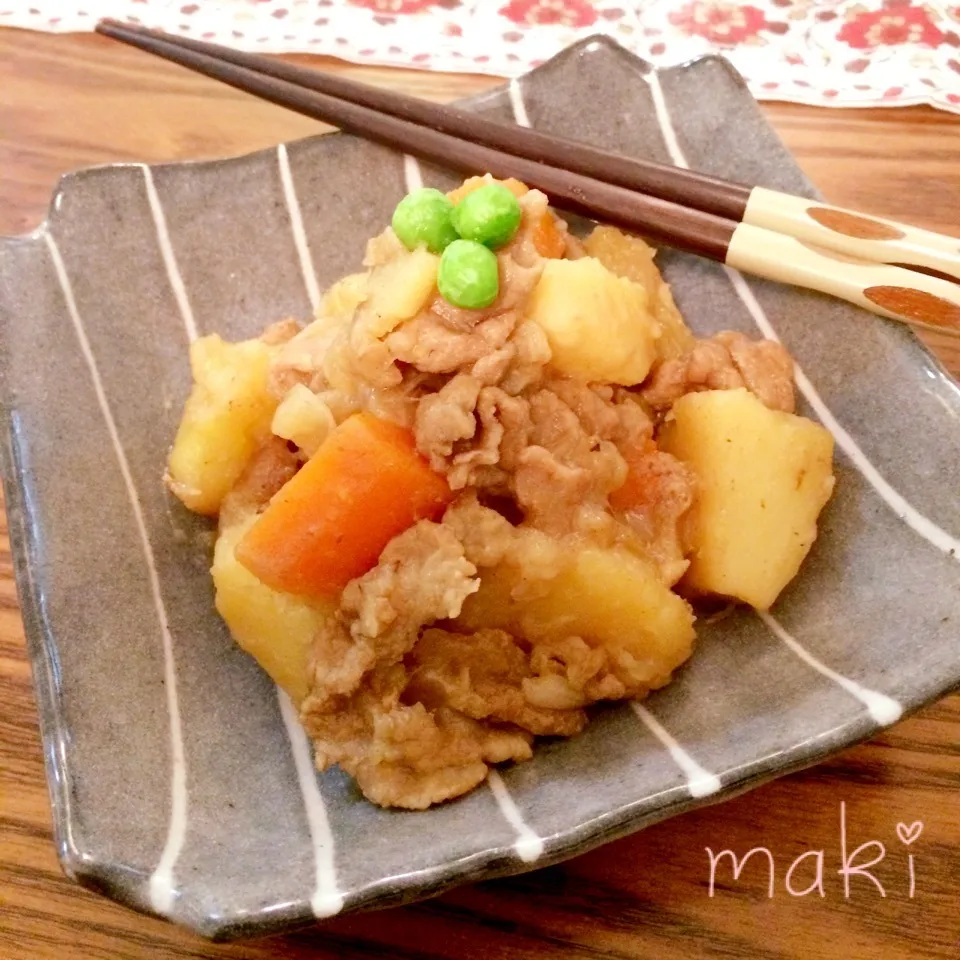 ホクホク＆とろとろ♡やさしい味で煮込んだ肉じゃが|makiさん