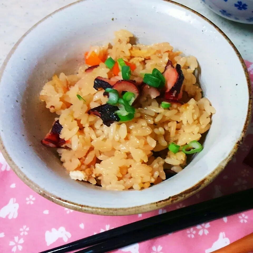 ユｯキーちゃんのたこ飯😋😋😋|もいすけさん