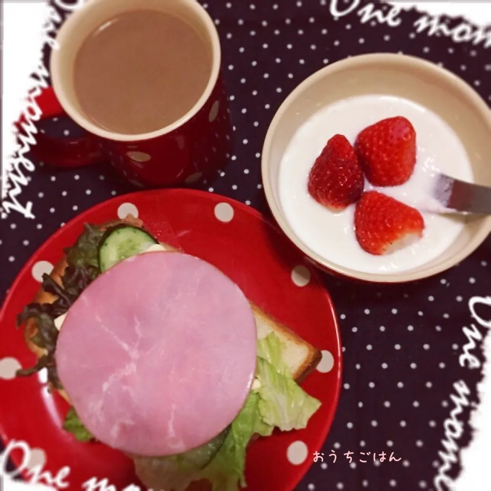 トーストとコーヒーの朝ご飯☆|☆はんみちゃん☆さん