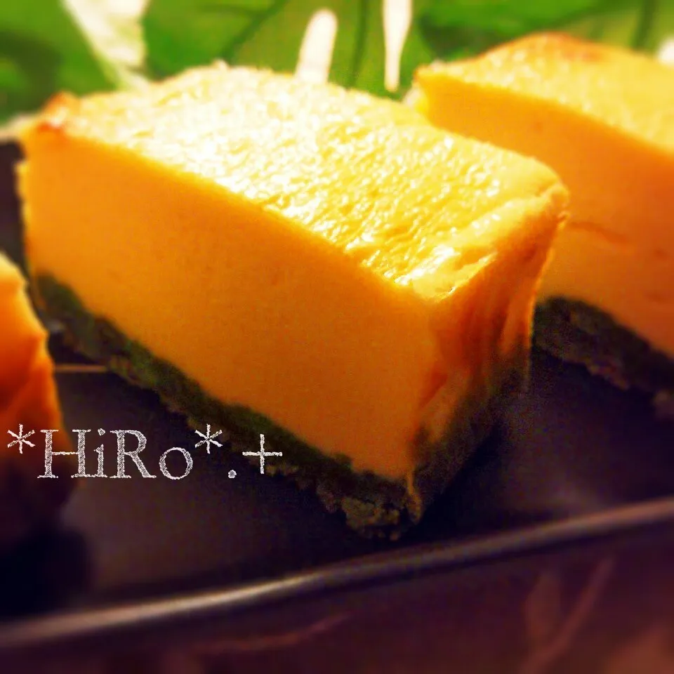 新緑の季節に🌱 抹茶ボトムのチーズケーキ|☆HiRo☆"さん