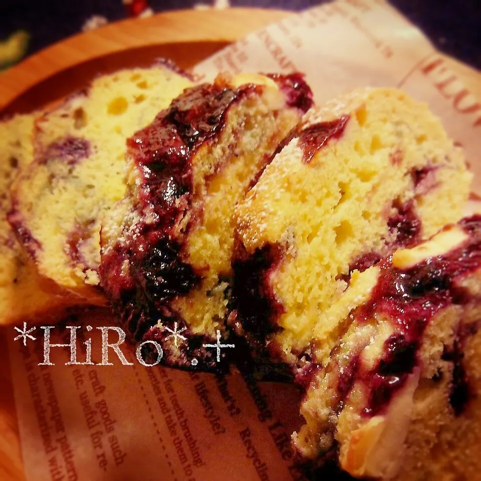 ブルーベリーとクリームチーズのパウンドケーキ～again(笑|☆HiRo☆"さん