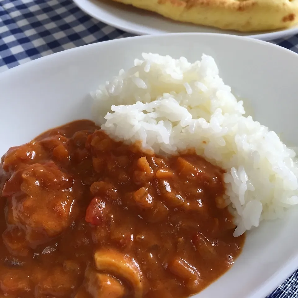 まねっこチキンバターカレー|ピヨまるさん