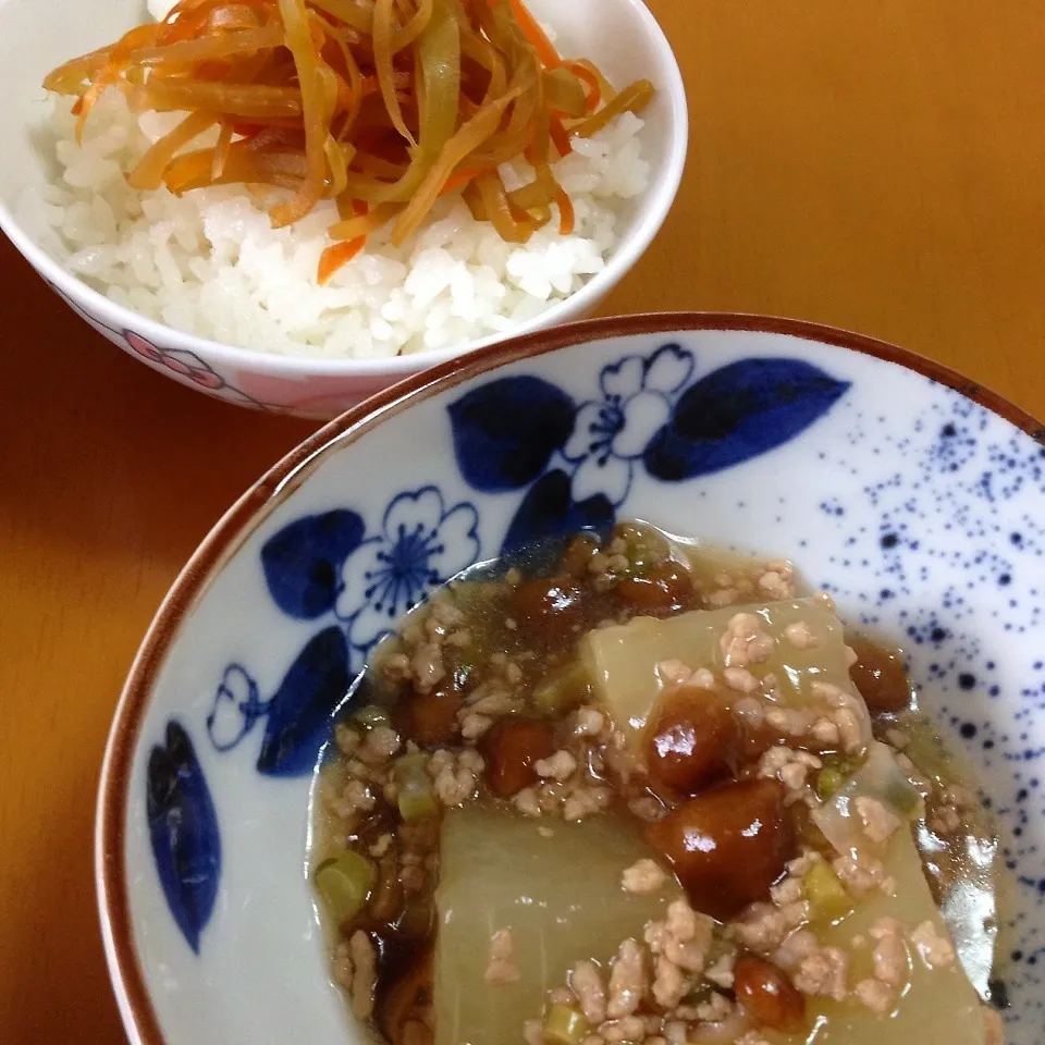 挽肉と大根煮、大根皮キンピラ|ピヨまるさん