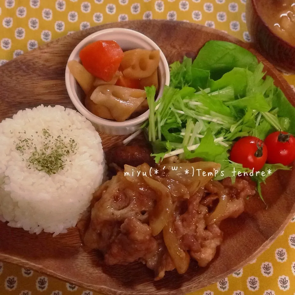 Snapdishの料理写真:しょうが焼きプレート♡|miyuさん