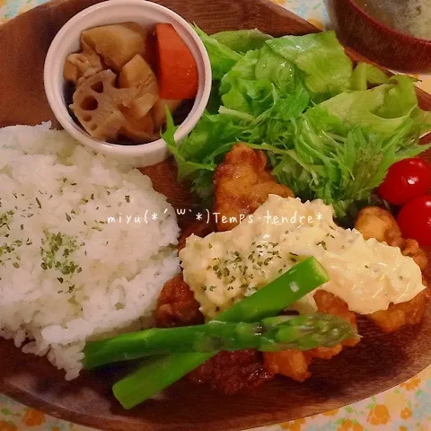 Snapdishの料理写真:チキン南蛮プレート♡|miyuさん