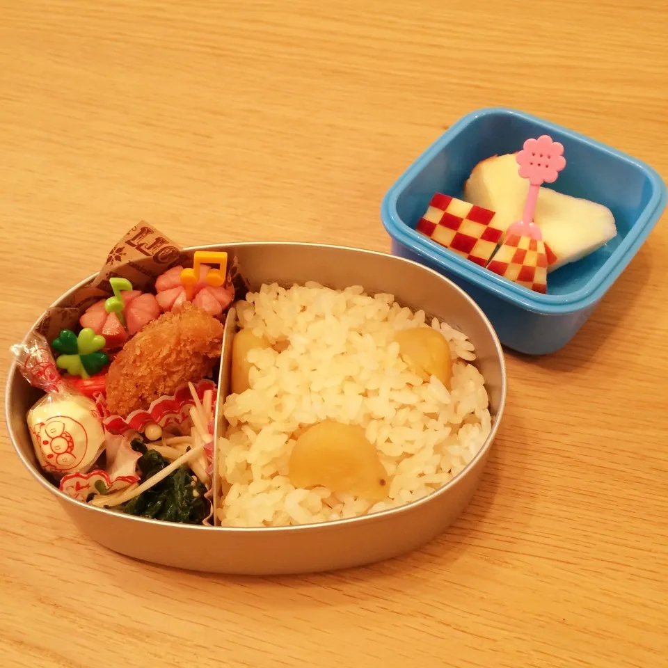 Snapdishの料理写真:栗ご飯弁当☆|はるmamaさん