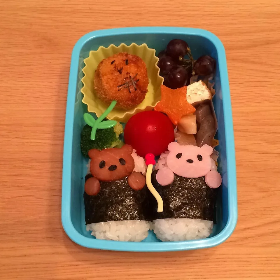 Snapdishの料理写真:クマさんおにぎり弁当☆|はるmamaさん