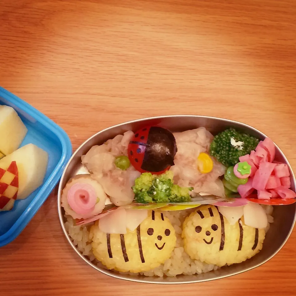 Snapdishの料理写真:春いっぱい弁当♪|はるmamaさん