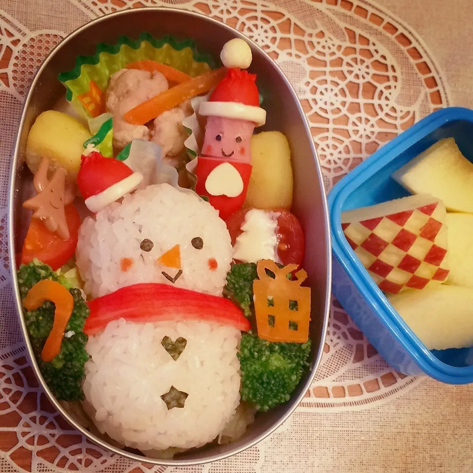 雪だるまおにぎりとミニサンタ弁当☆|はるmamaさん