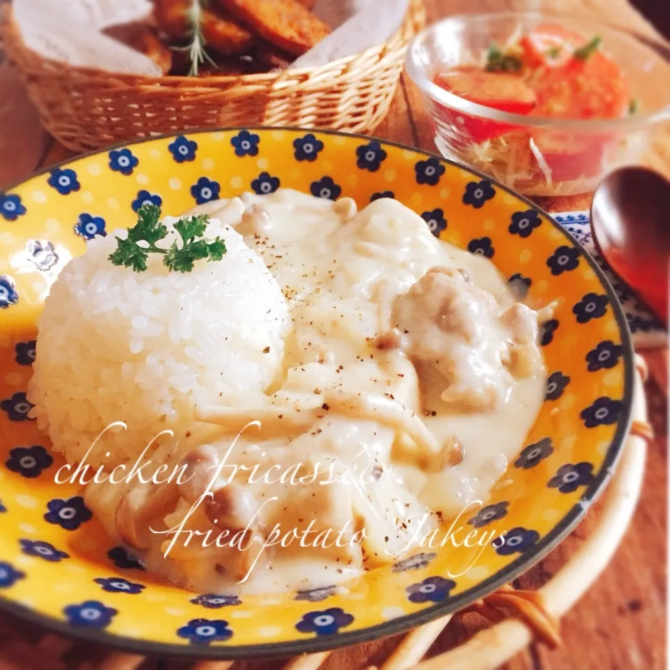 ルゥも生クリームも不要🐔チキンとキノコのフリカッセ🍄|うさぎさん