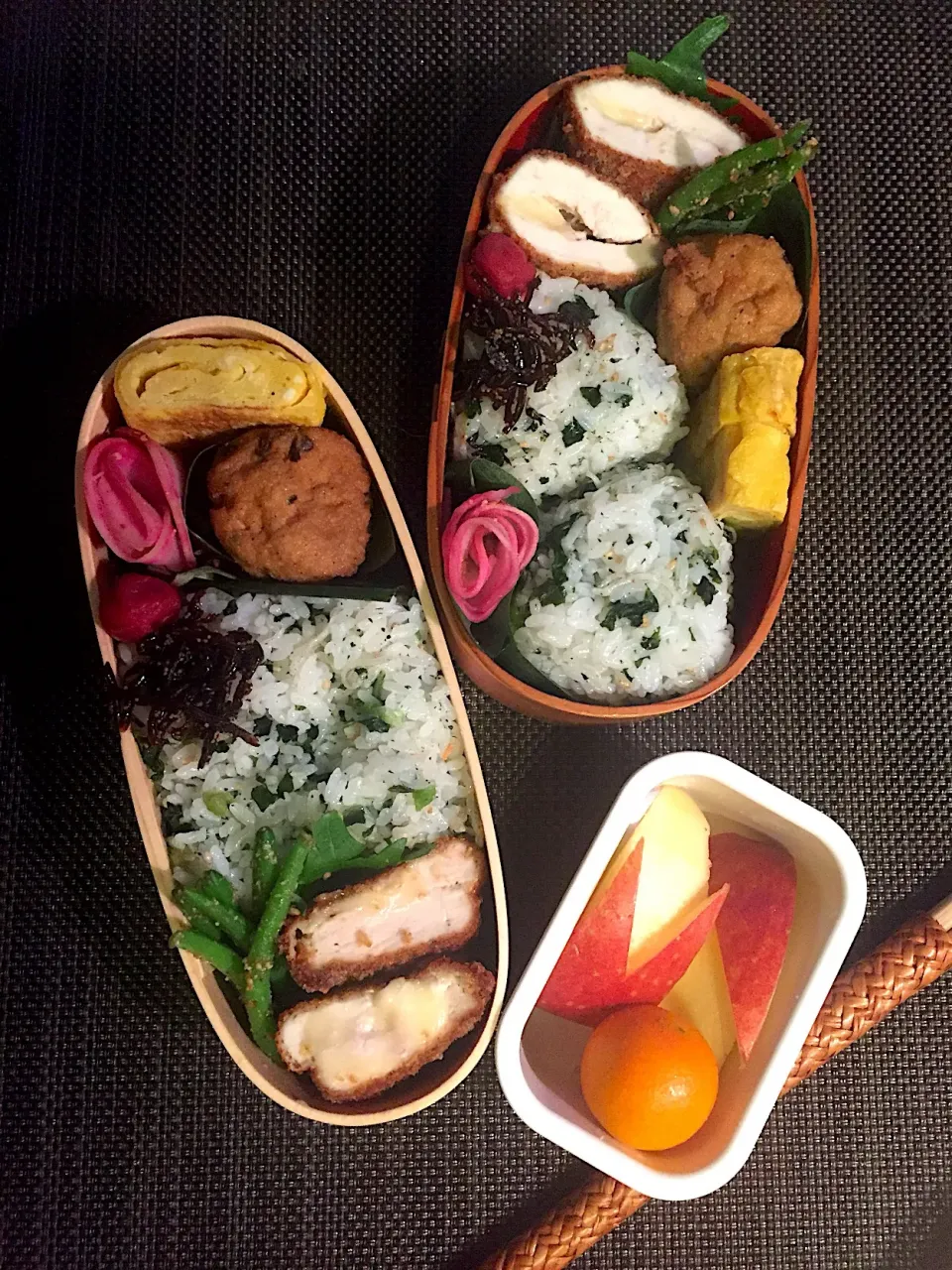 Snapdishの料理写真:青菜ちりめんご飯のお弁当|taro0922さん