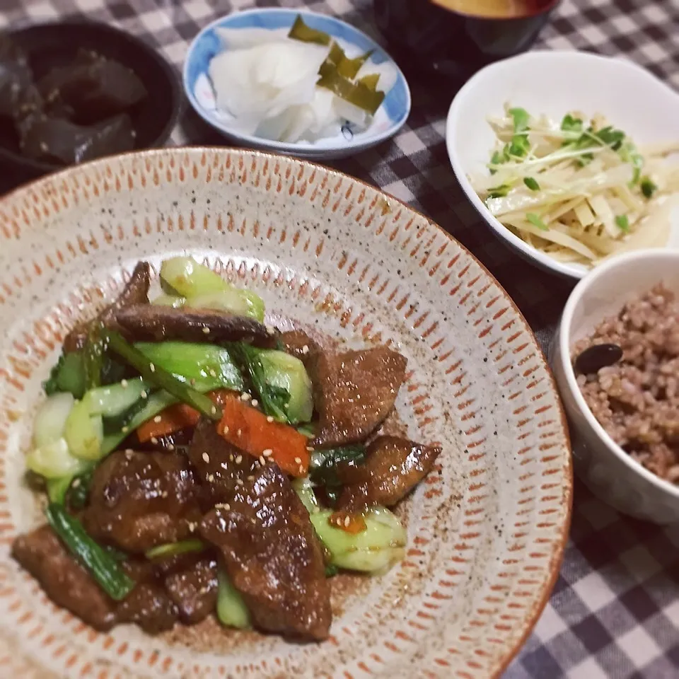 豚レバーとお野菜の炒め物|うさぎさん