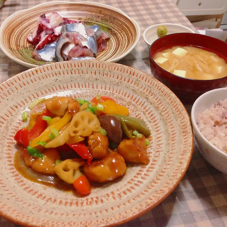 Snapdishの料理写真:鳥肉の甘酢あん定食|うさぎさん