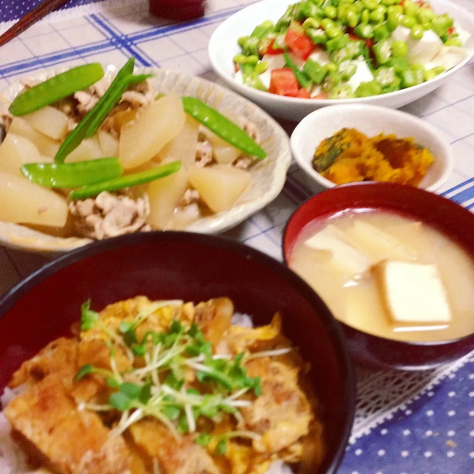 カツ丼定食|うさぎさん