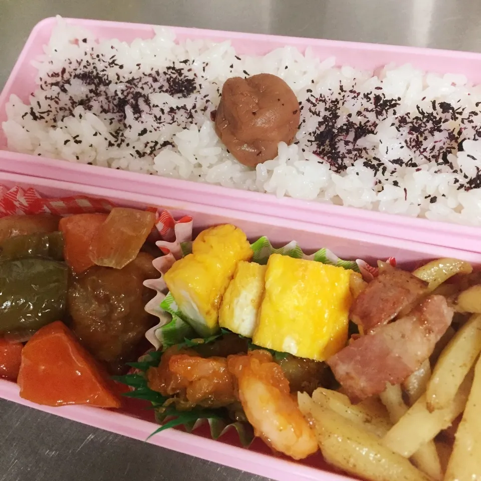 Snapdishの料理写真:5/9火曜日のお弁当|かずちゃんさん