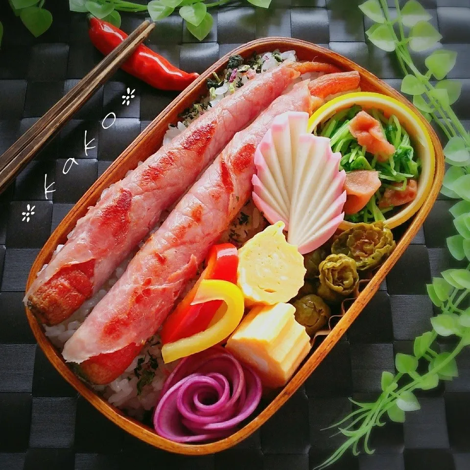 Snapdishの料理写真:旦那様わっぱ弁当 京にんじん生ハム1本焼きを2本ど～ん|ｋａｋoさん