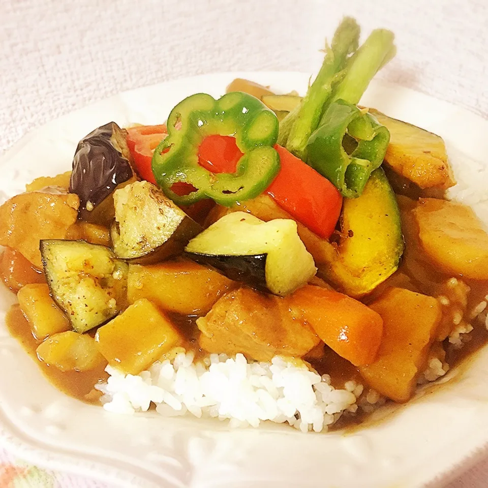 Snapdishの料理写真:夏野菜カレー|AY(＊^ . ^＊)❤️Uさん