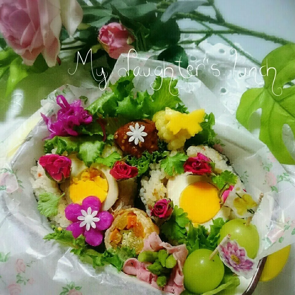 からちゃんのめんつゆ味たまで味ご飯爆弾おにぎり弁当|kotokotoさん