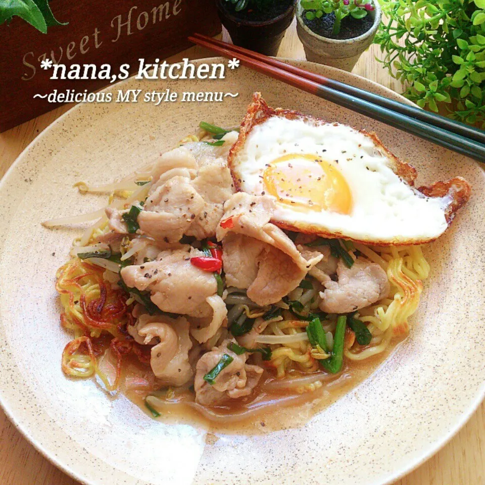 ＊よーく焼いたカリもち麺とたっぷり豚バラの餡掛け焼きそば＊|今井ななこさん