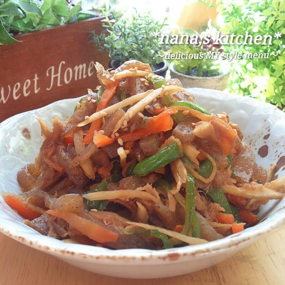 嬉しい低カロ飯ドロおかず♪＊蒟蒻と根菜ピーマンのツナ金平＊|今井ななこさん