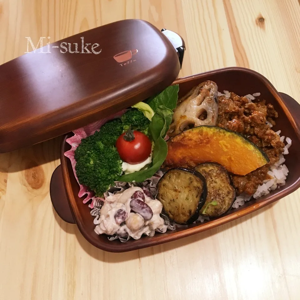 ☆ドライカレー 弁当☆今日からまたお弁当な毎日(o^^o)|mi-sukeさん