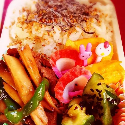 焼肉弁当|山田 奈味　Instagram ＊nmymd369さん