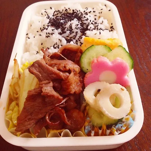 回鍋肉弁当|山田 奈味　Instagram ＊nmymd369さん