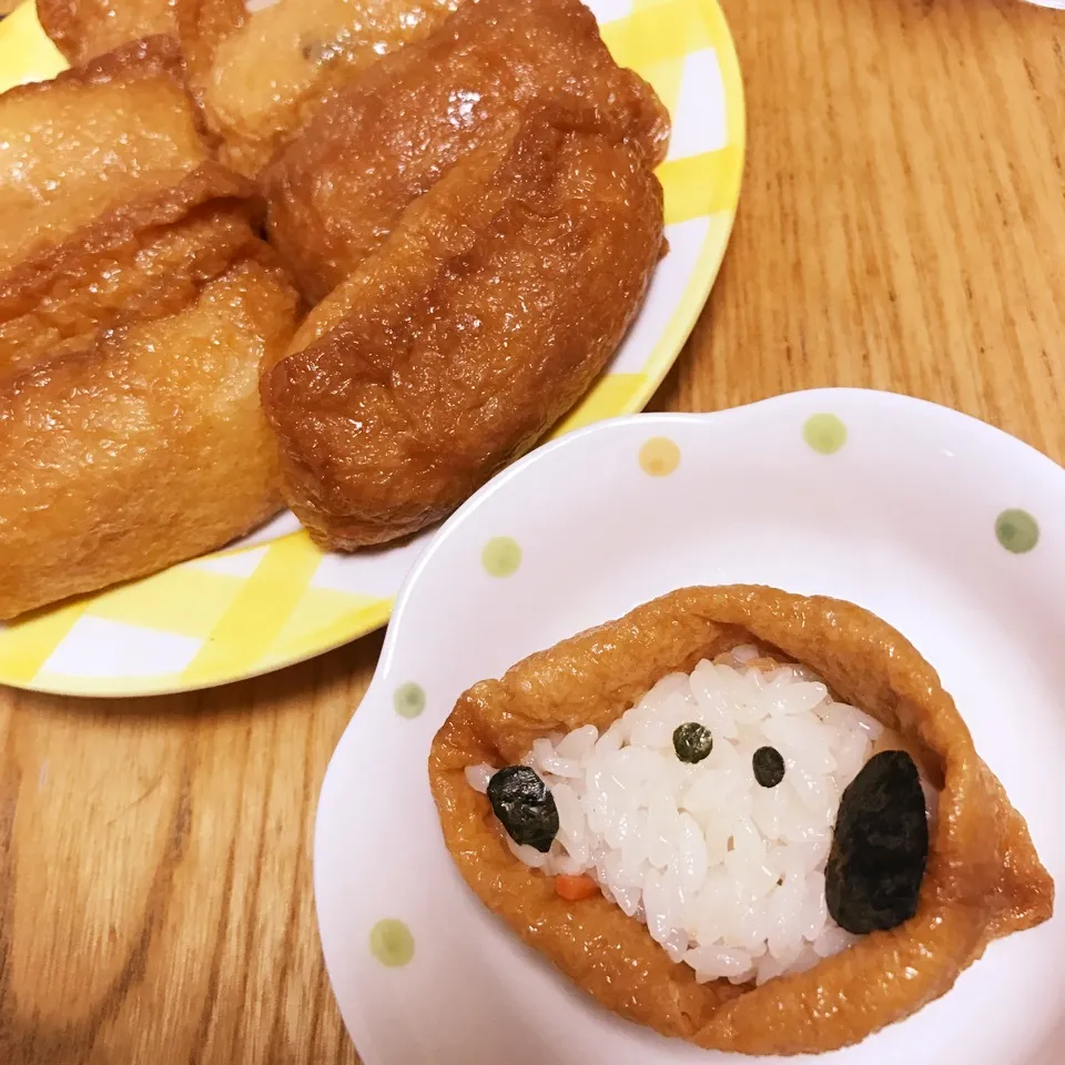 Snapdishの料理写真:スヌーピーもどき？！いなり寿司|りえさん