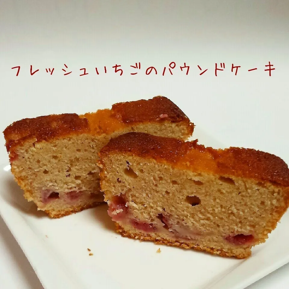 フレッシュいちごのパウンドケーキ🍓|peanattaさん