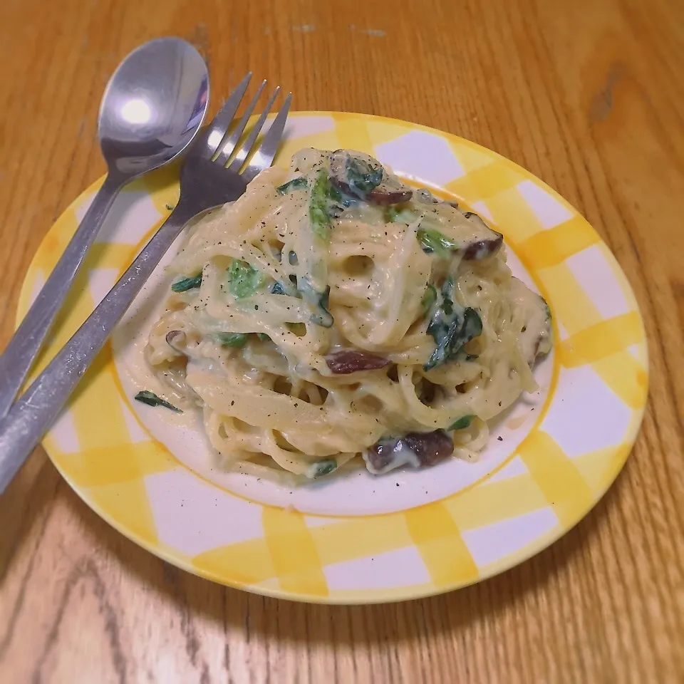 ほうれん草とキノコのクリームパスタ|りえさん