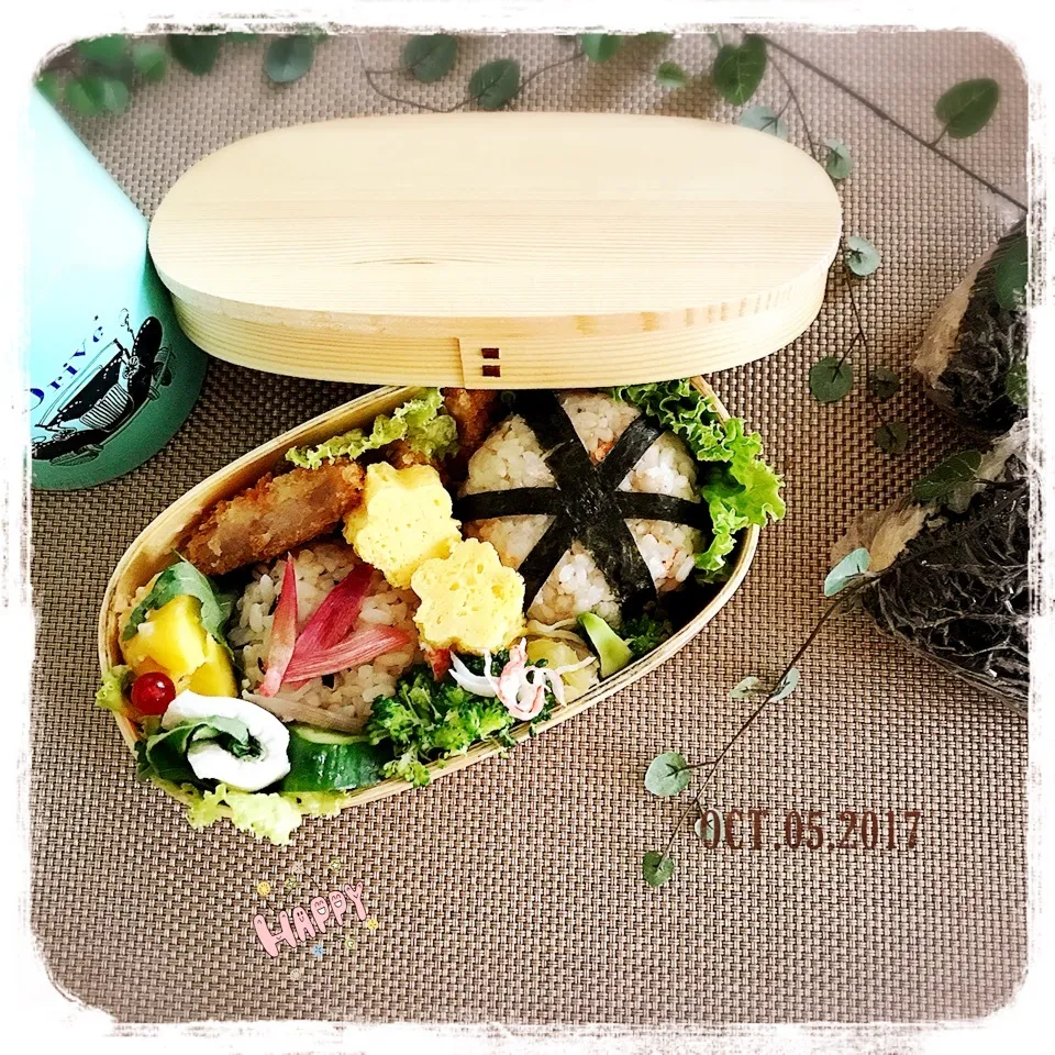 10/5 ☺︎☺︎ 二種おにぎり🍙&ジャガもちスープ弁当♪|jon2さん