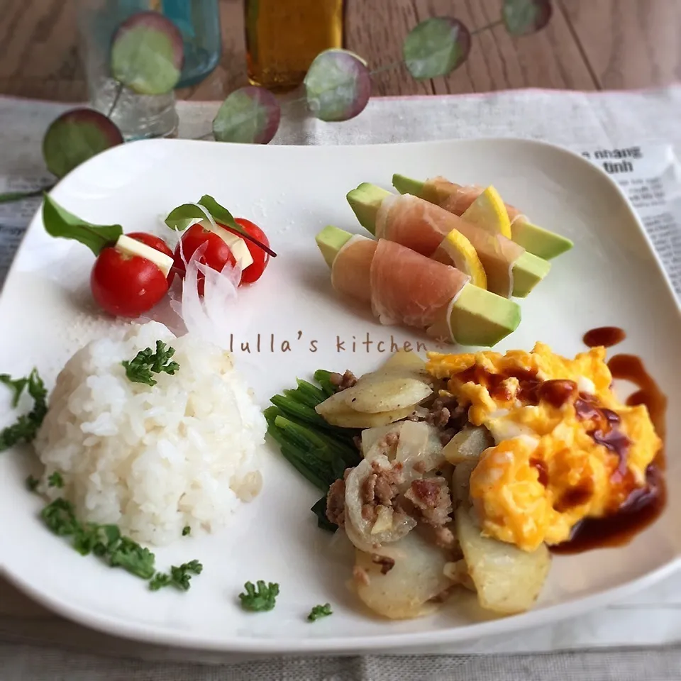 Snapdishの料理写真:女子力アップ♡お野菜たっぷり♡カフェ風プレートごはん〃∇〃|yukiさん