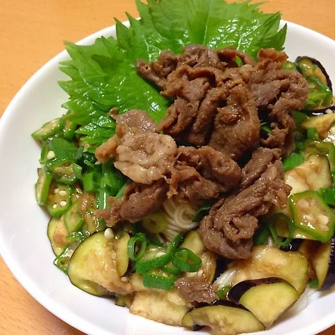 牛しぐれ煮と茄子とオクラのぶっかけ素麺|acoさん