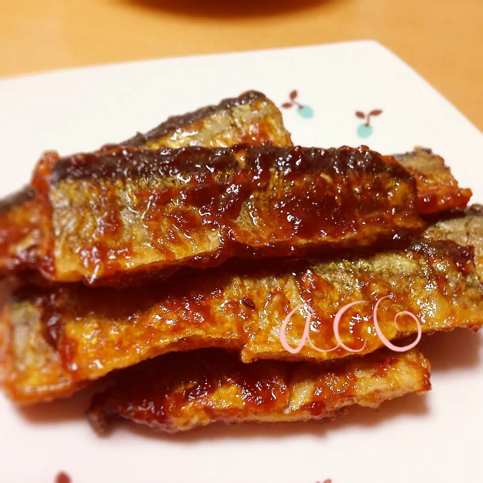 秋刀魚の焼肉だれ焼きで魚嫌いの子もおいし〜く食べられる！|acoさん