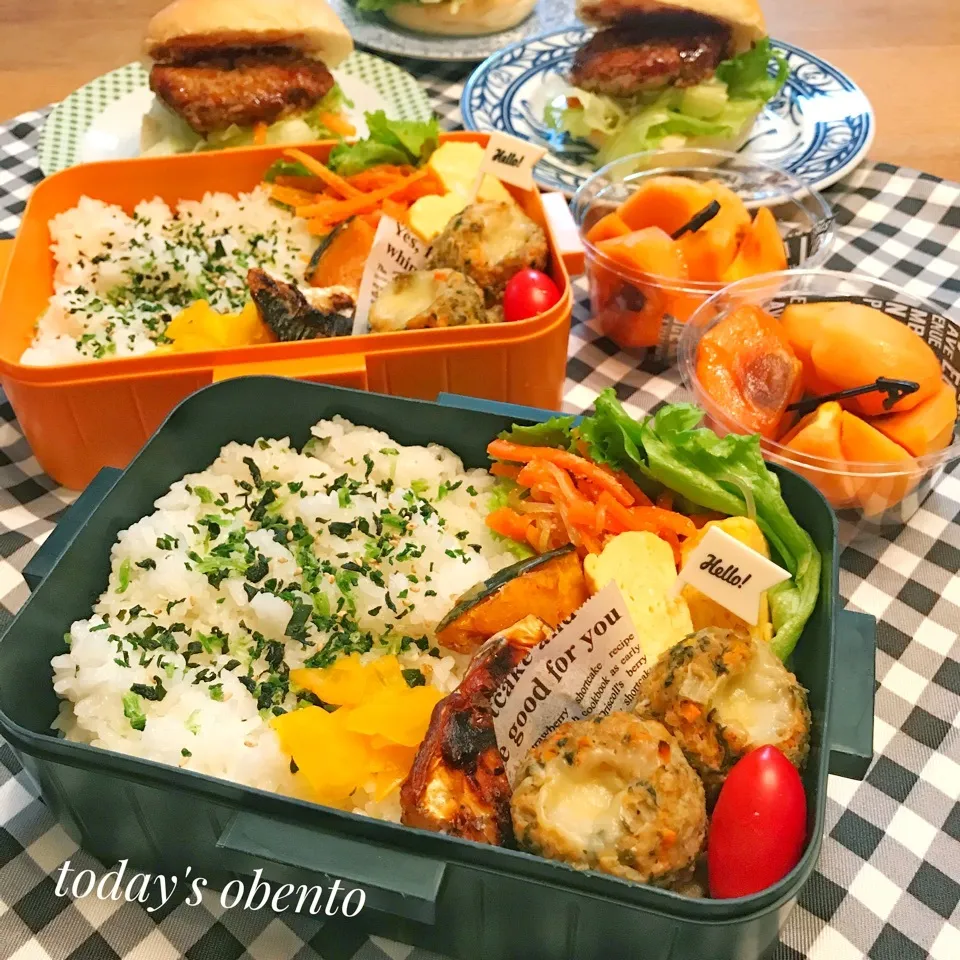 Snapdishの料理写真:高校生息子のお弁当 と ハンバーガー🍔|shakuyaku33443344さん