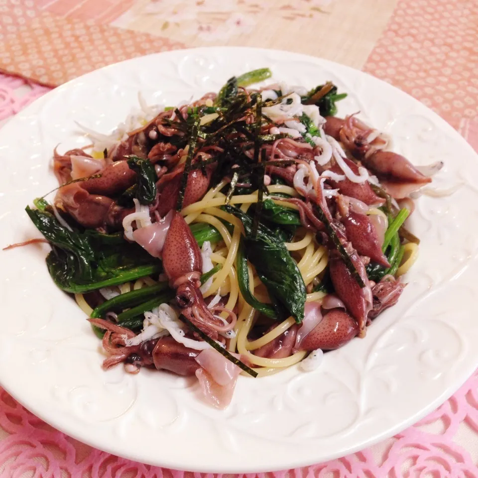 ＊ホタルイカ・しらす・ほうれん草春のオイルパスタ＊|henryさん