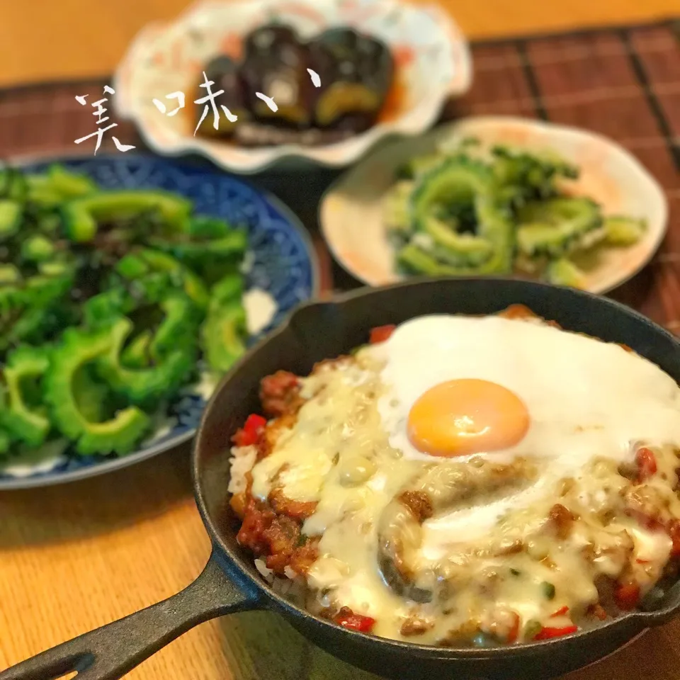 キーマカレーからのカレーグラタンとケロさんのゴーヤ唐揚げなど|shakuyaku33443344さん