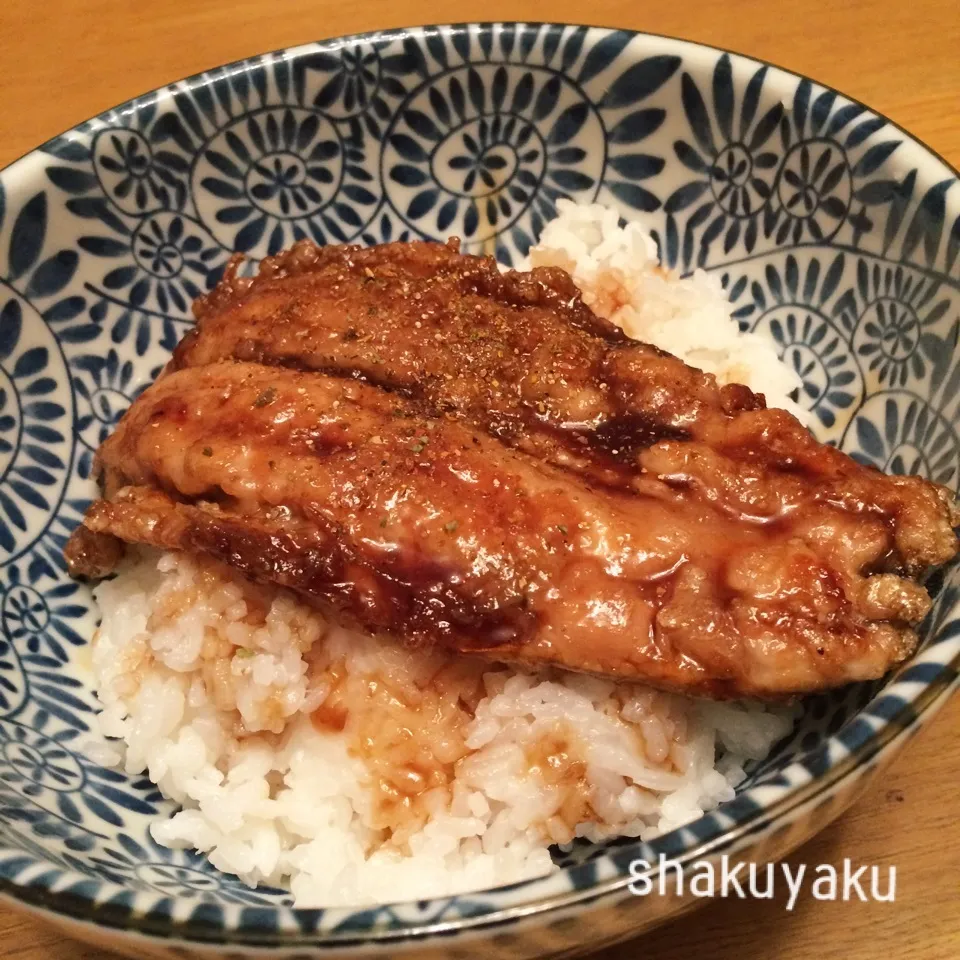 Snapdishの料理写真:鰻じゃないよサンマだよ〜♡|shakuyaku33443344さん