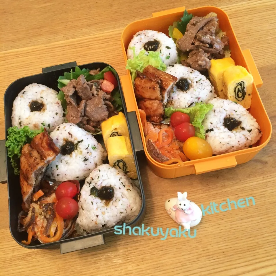 Snapdishの料理写真:高1高2息子弁当♡ごはんですよ注入おにぎり|shakuyaku33443344さん