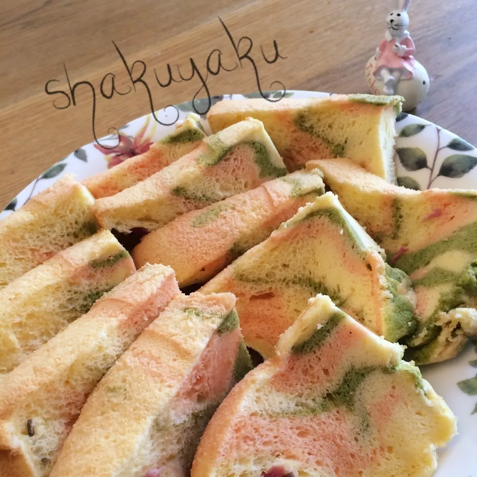 Snapdishの料理写真:マーブルシフォンケーキ♡|shakuyaku33443344さん