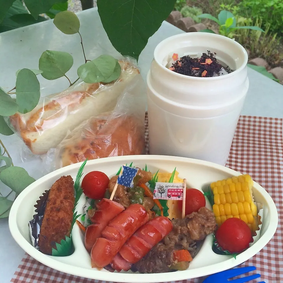 Snapdishの料理写真:息子のお弁当 ヾ(＠^▽^＠)ﾉ|shakuyaku33443344さん