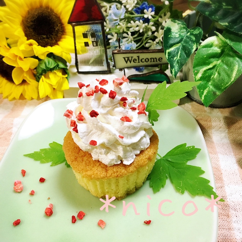 ＊材料オール1♪ちょっぱや♡簡単プチカップシフォンケーキ＊