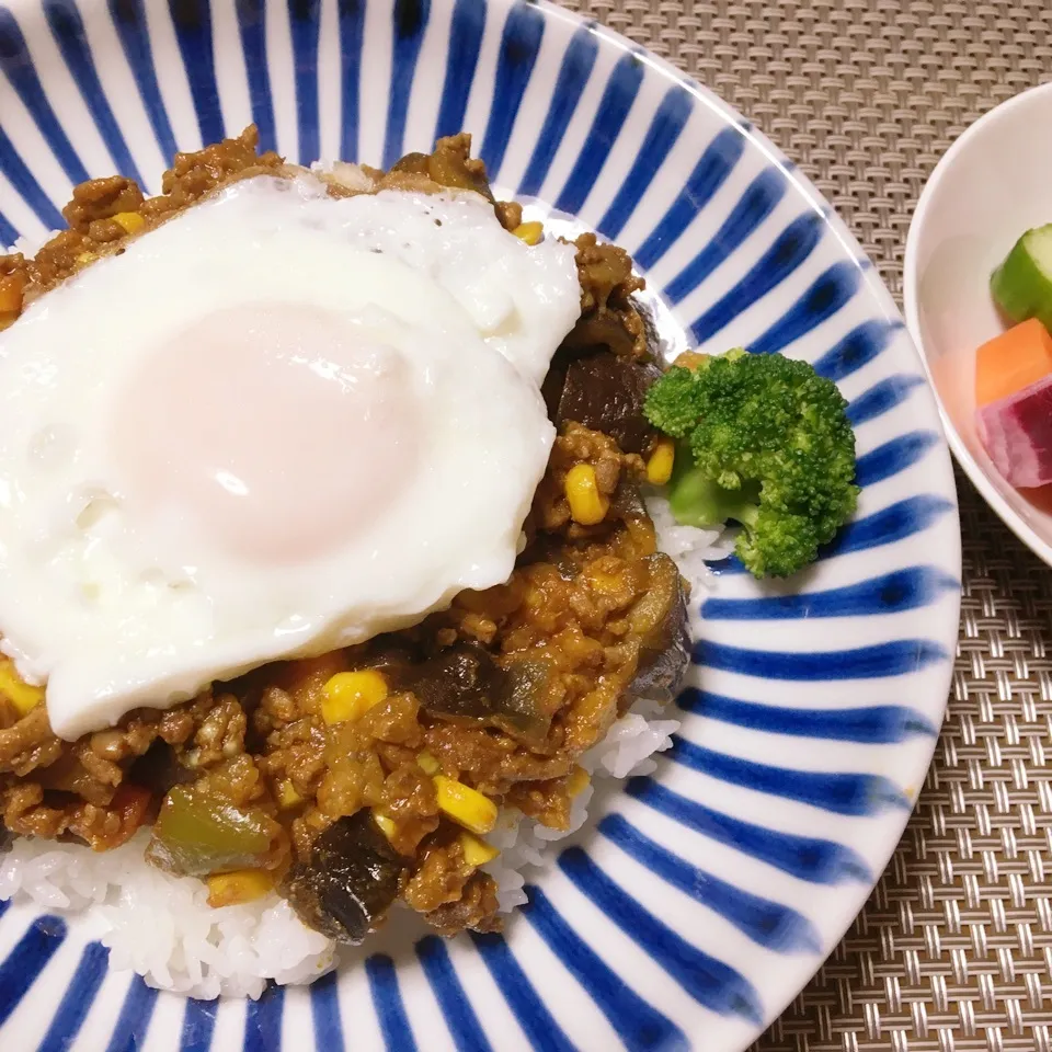 夏野菜でドライカレー(^_^)|ミントさん